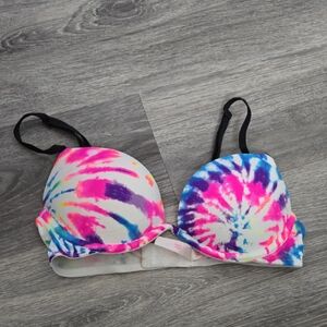 VS PINK Wear Everywhere Super Push-up Bra 32b